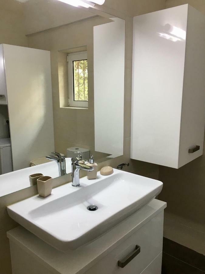Sea Star Luxury Apartment Athen Eksteriør bilde
